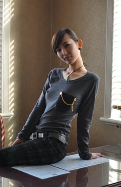 国模晨雨2009.12.11(S)私拍套图[401P456MB]